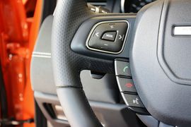 2015款路虎揽胜极光2.0T倾橙限量版