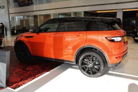 2015款路虎揽胜极光2.0T倾橙限量版