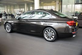 2014款宝马528i