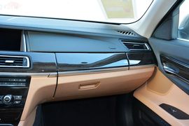 2014款宝马730Li臻享型