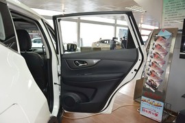 2014款日产奇骏2.0L