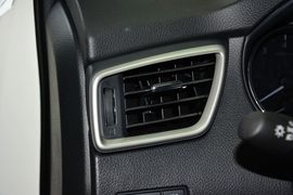 2014款日产奇骏2.0L