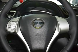 2014款日产奇骏2.0L