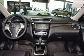 2014款日产奇骏2.0L