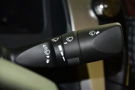 2015款丰田凯美瑞2.5G豪华导航版