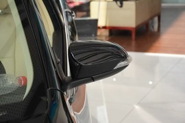 2015款丰田凯美瑞2.5G豪华导航版