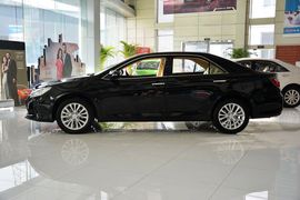 2015款丰田凯美瑞2.5G豪华导航版