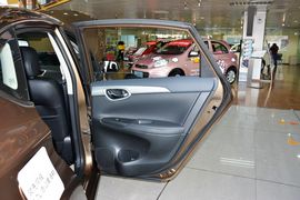 2014款日产轩逸1.6XV