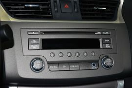 2014款日产轩逸1.6XV
