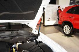 2015款起亚霸锐3.8L豪华版