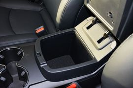 2015款起亚霸锐3.8L豪华版