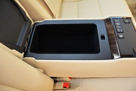 2015款丰田凯美瑞Hybrid