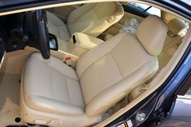 2015款丰田凯美瑞Hybrid