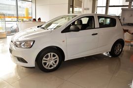   2014款雪佛兰爱唯欧两厢1.4SL MT舒适版