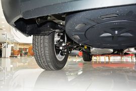 2012款丰田汉兰达2.7L两驱7座精英版