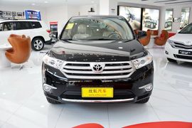 2012款丰田汉兰达2.7L两驱7座精英版