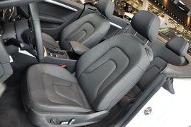 2014款奥迪A5敞篷45TFSI风尚版