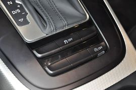 2014款奥迪A5敞篷45TFSI风尚版