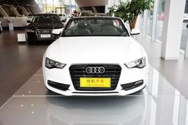 2014款奥迪A5敞篷45TFSI风尚版