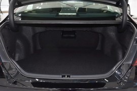 2015款丰田凯美瑞2.0S凌动版