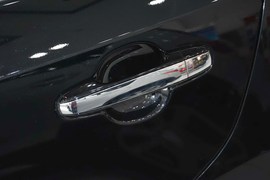 2015款丰田凯美瑞2.0S凌动版