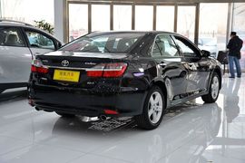 2015款丰田凯美瑞2.0S凌动版