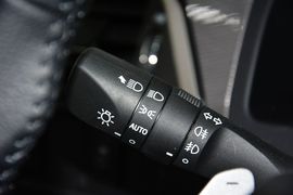 2015款丰田凯美瑞2.0S凌动版