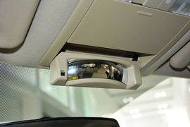 2015款丰田逸致跨界版180E