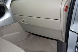 2015款丰田逸致跨界版180E