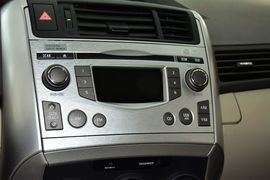 2015款丰田逸致跨界版180E