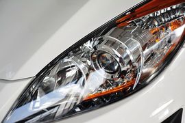 2015款马自达3