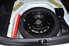 2014款丰田雷凌1.8GS