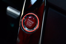 测试全新一代本田思铂睿