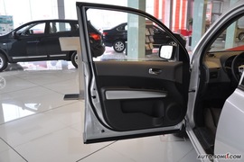 日产奇骏2.5L