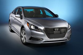 2016款现代索纳塔Plug-in