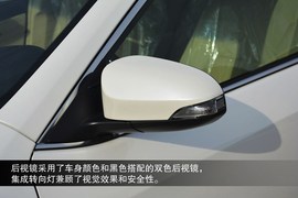 外观/动力提升明显！新款凯美瑞到店实拍