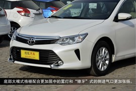 外观/动力提升明显！新款凯美瑞到店实拍