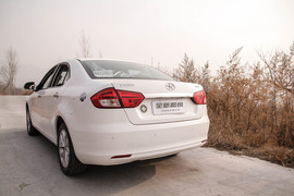 2014款江淮和悦试驾图解