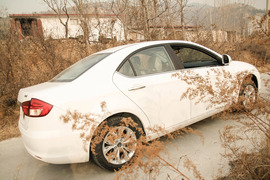 2014款江淮和悦试驾图解