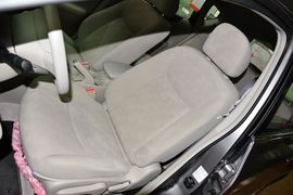 2014款日产骐达1.6L