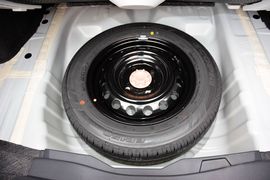 2014款丰田威驰1.5L手动智享版