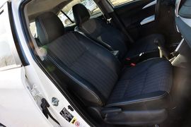 2014款丰田威驰1.5L手动智享版