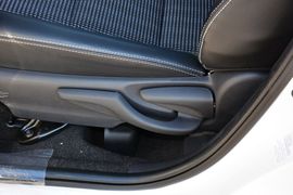 2014款丰田威驰1.5L手动智享版