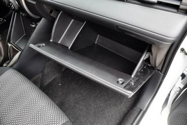 2014款丰田威驰1.5L手动智享版