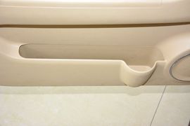 2015款绅宝D20三厢