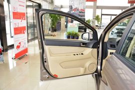 2015款绅宝D20三厢