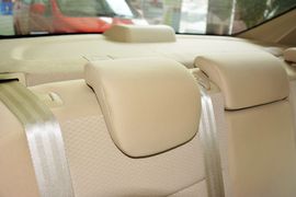 2015款绅宝D20三厢