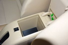 2015款绅宝D20三厢