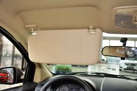 2015款绅宝D20三厢