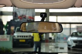 2015款绅宝D20三厢